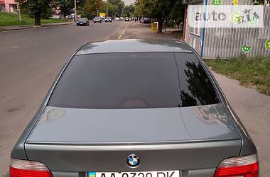 Седан BMW 5 Series 2002 в Киеве