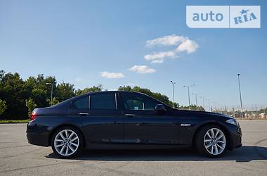 Седан BMW 5 Series 2012 в Львове