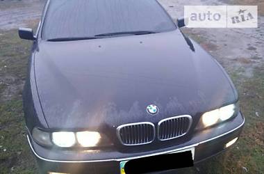 Седан BMW 5 Series 1997 в Умані