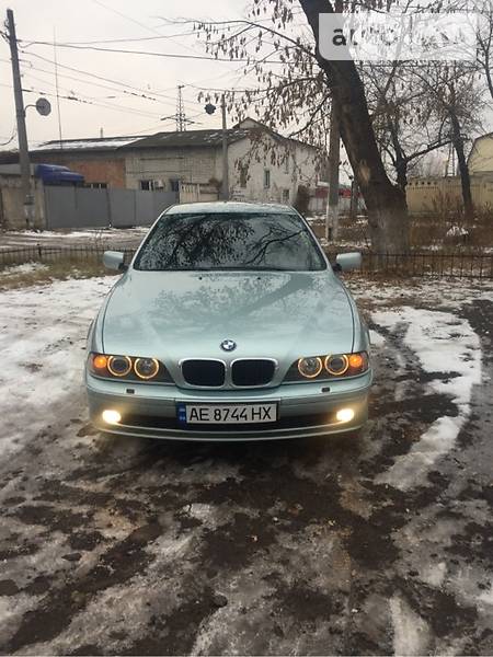 Седан BMW 5 Series 2002 в Киеве