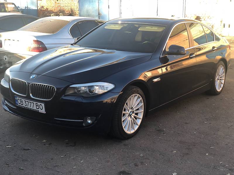 Седан BMW 5 Series 2011 в Чернигове