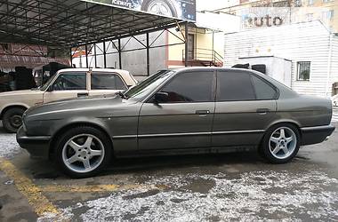 Седан BMW 5 Series 1991 в Хмельницком