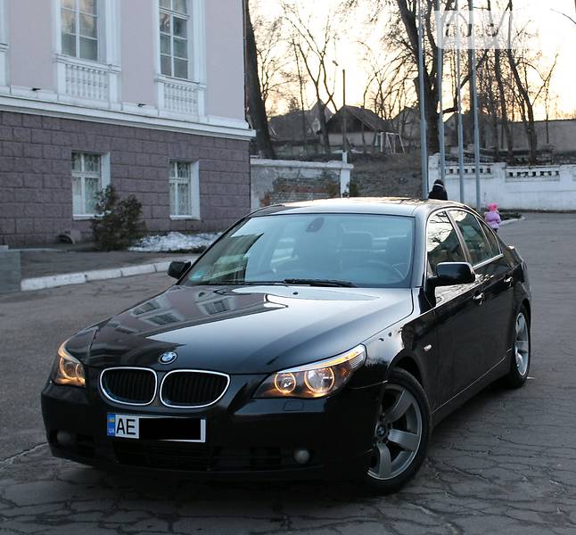 Седан BMW 5 Series 2005 в Днепре