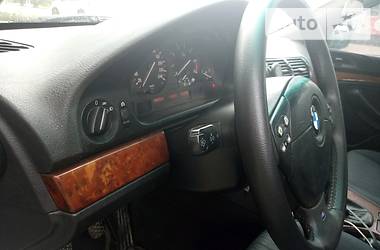 Седан BMW 5 Series 2001 в 