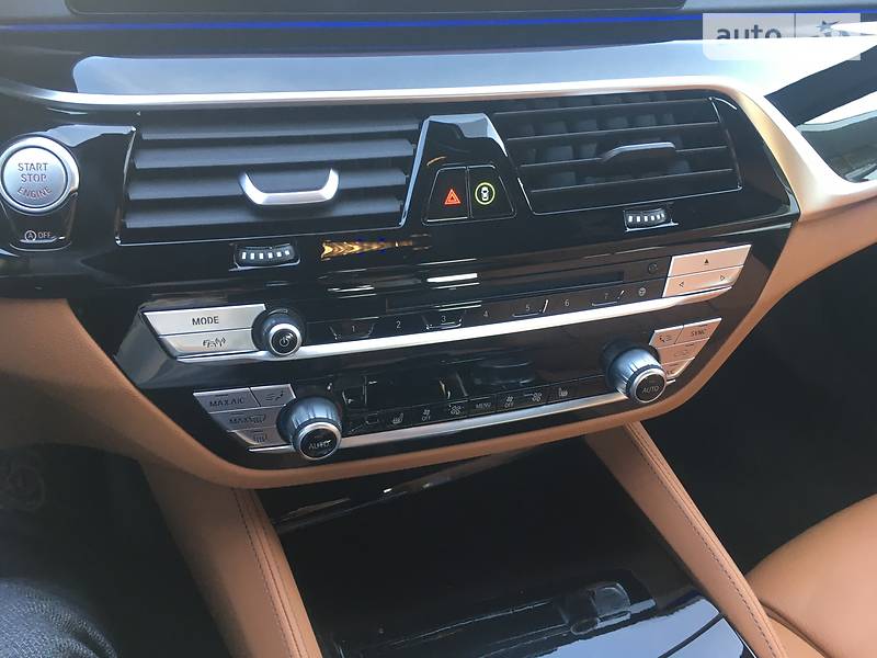 Седан BMW 5 Series 2019 в Житомирі