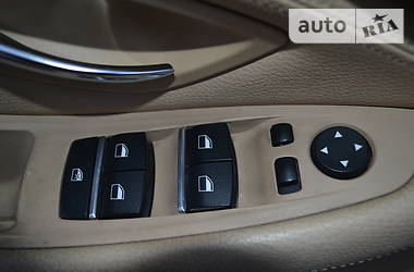 Седан BMW 5 Series 2012 в 
