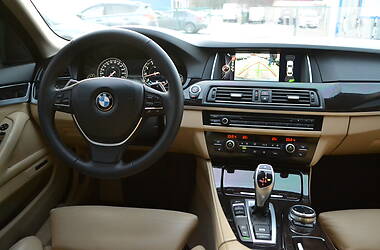 Седан BMW 5 Series 2012 в 