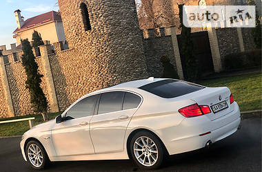 BMW 5 Series 2011