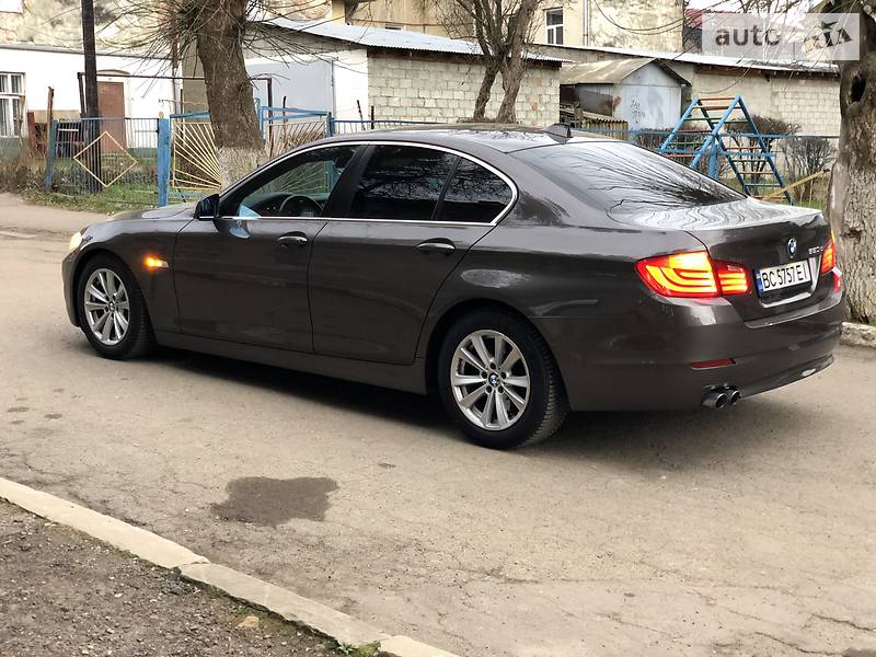 Седан BMW 5 Series 2011 в Самборі