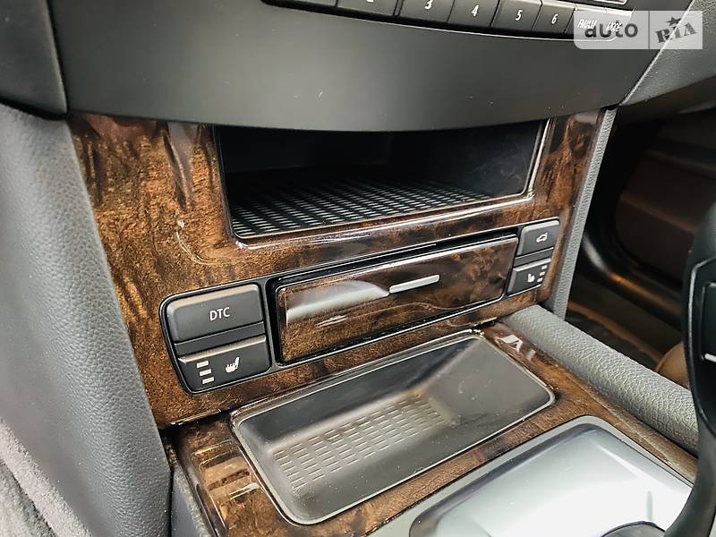 Седан BMW 5 Series 2009 в Харкові