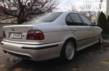 Седан BMW 5 Series 2000 в 
