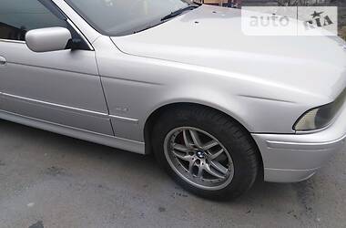 Седан BMW 5 Series 2001 в 