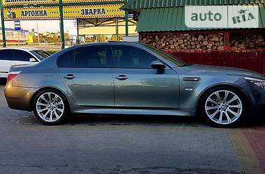 Седан BMW 5 Series 2004 в Львове