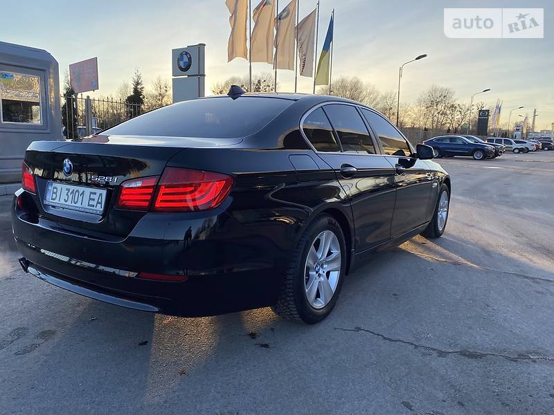 Седан BMW 5 Series 2013 в Полтаві