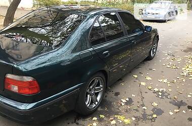 Седан BMW 5 Series 1998 в 