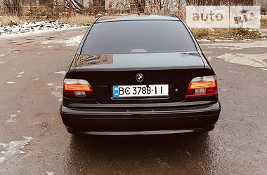 Седан BMW 5 Series 2001 в 