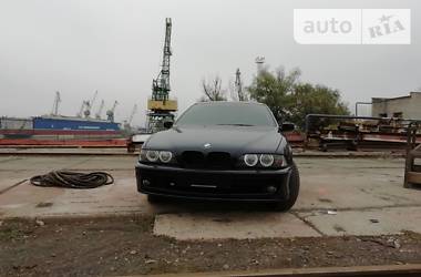 Седан BMW 5 Series 2000 в Измаиле