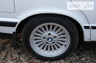 Седан BMW 5 Series 1988 в 