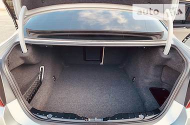 Седан BMW 5 Series 2014 в 