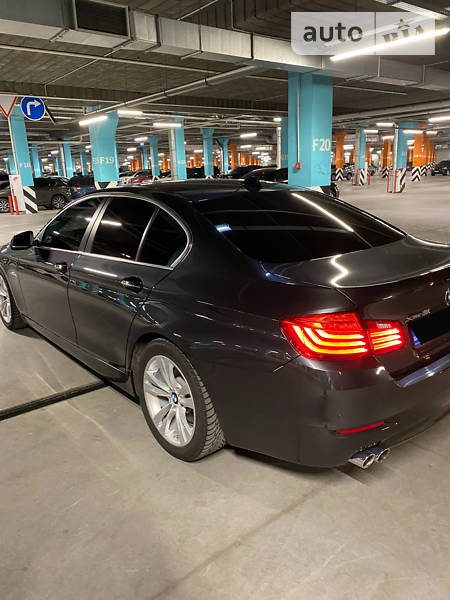 Седан BMW 5 Series 2016 в Києві фото 27 Седан BMW 5 Series 2016 в Києві