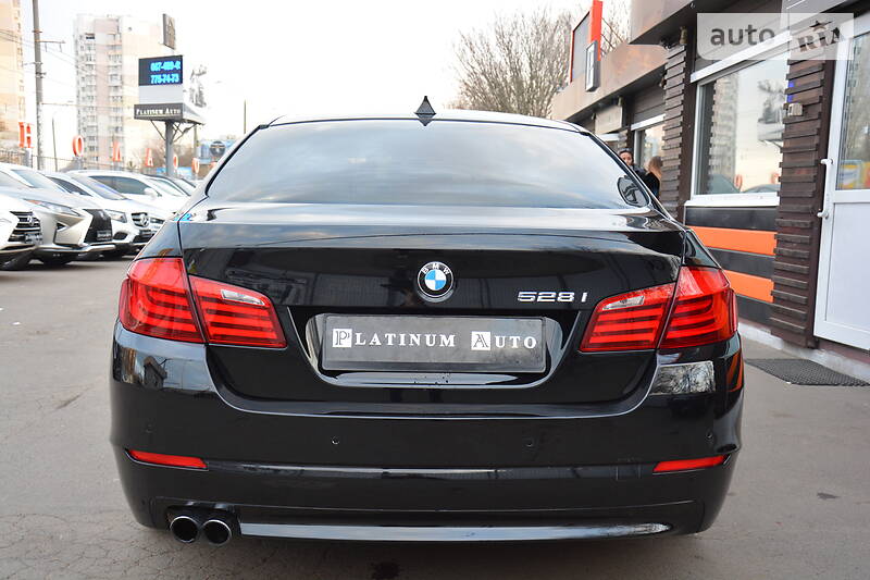 Седан BMW 5 Series 2012 в Одесі