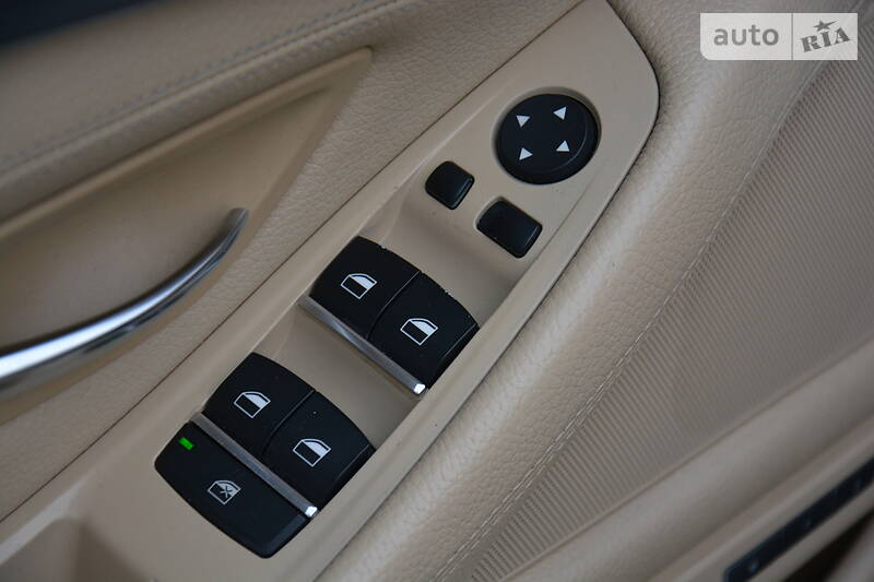 Седан BMW 5 Series 2012 в Одесі