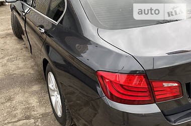 Седан BMW 5 Series 2010 в 