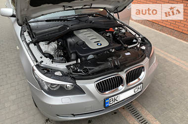 Седан BMW 5 Series 2009 в 