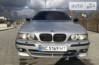 Седан BMW 5 Series 2002 в Львові