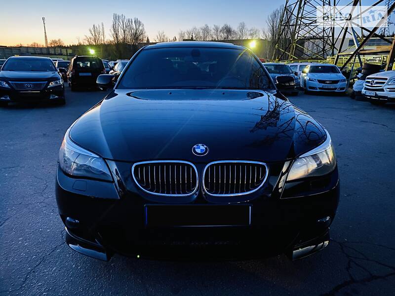 Седан BMW 5 Series 2009 в Харкові