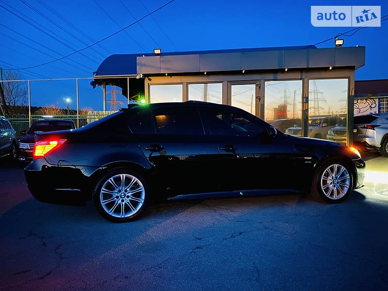 Седан BMW 5 Series 2009 в Харкові