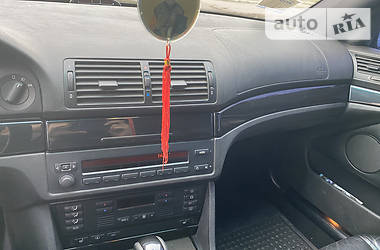 Седан BMW 5 Series 2001 в  фото 8 Седан BMW 5 Series 2001 в