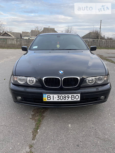 Седан BMW 5 Series 2001 в Хоролі