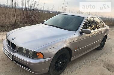 Седан BMW 5 Series 2000 в 