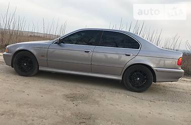 Седан BMW 5 Series 2000 в 