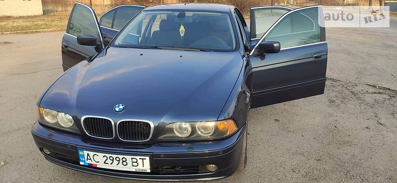 Седан BMW 5 Series 2002 в Нововолинську