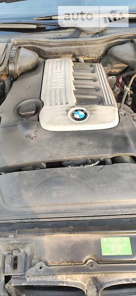 Седан BMW 5 Series 2002 в Нововолинську