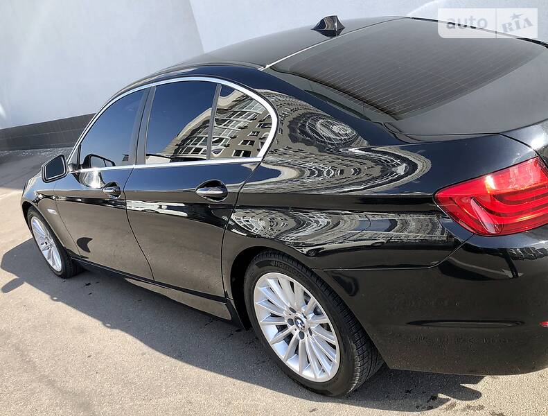 Седан BMW 5 Series 2012 в Києві
