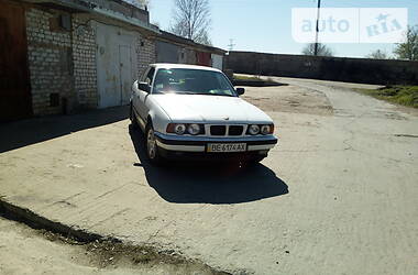 Седан BMW 5 Series 1989 в Южноукраинске