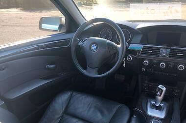 Седан BMW 5 Series 2008 в 