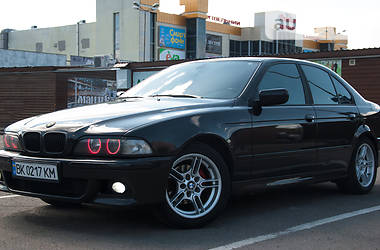 Седан BMW 5 Series 2000 в 