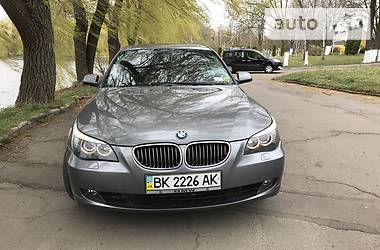 Седан BMW 5 Series 2009 в 