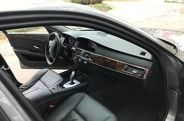 Седан BMW 5 Series 2009 в 