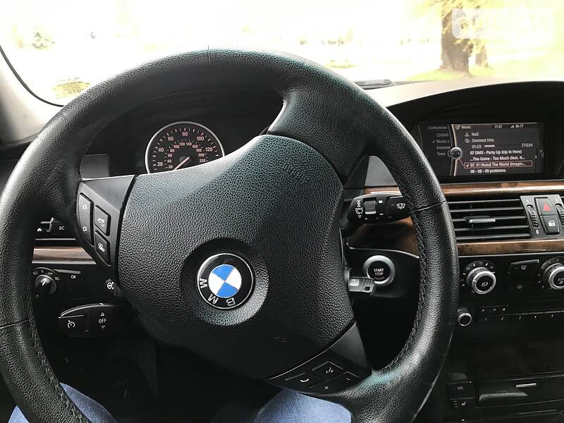 Седан BMW 5 Series 2009 в 