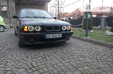 Седан BMW 5 Series 1995 в Иршаве