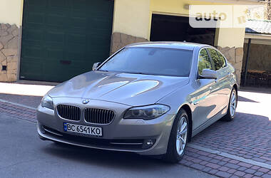 Седан BMW 5 Series 2011 в Львові