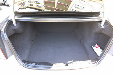 Седан BMW 5 Series 2011 в Львові