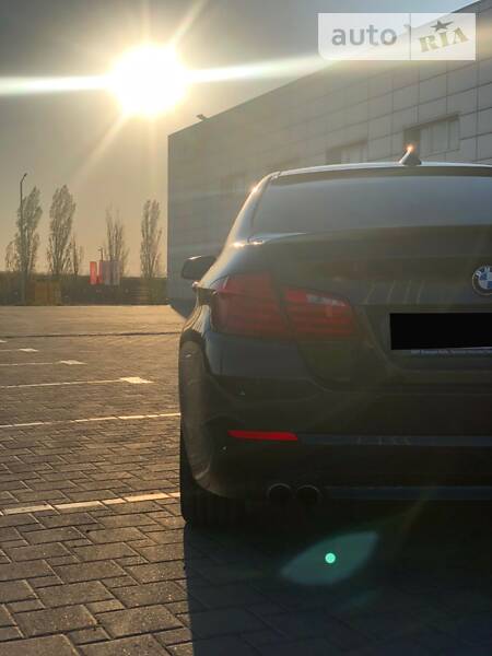 Седан BMW 5 Series 2011 в Миколаєві