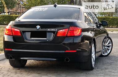 Седан BMW 5 Series 2012 в 