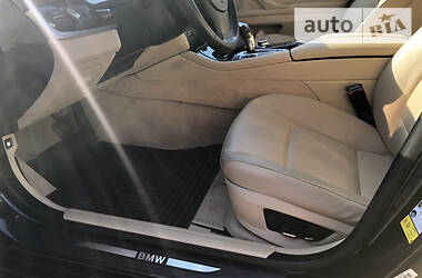 Седан BMW 5 Series 2012 в 